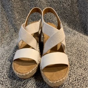 Womens white mountain voyager wedge sandals size 8 white